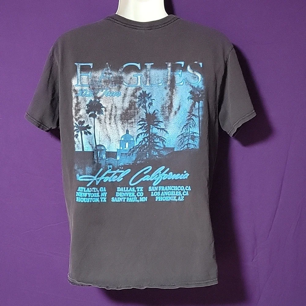 Eagles Hotel California 2020 tour tee shirt - Picture 5 of 6